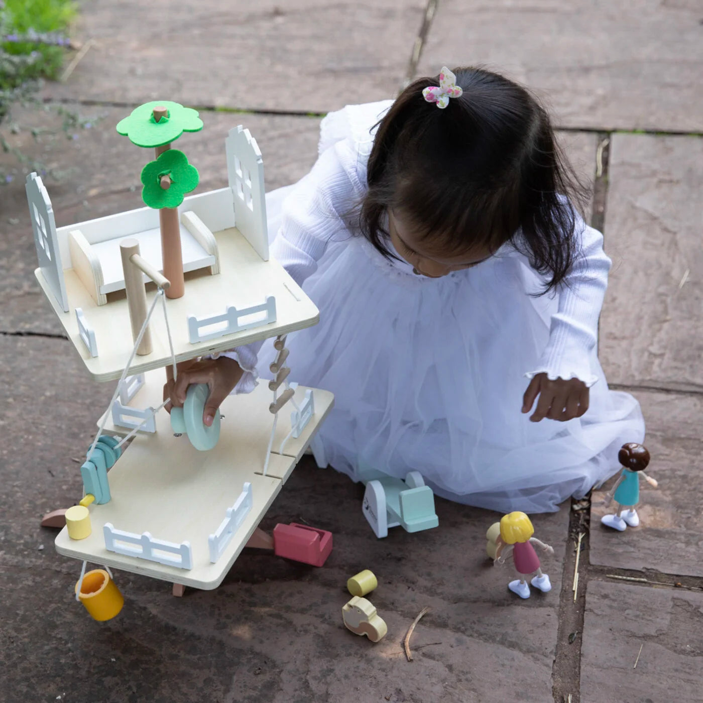 Classic World Tree House