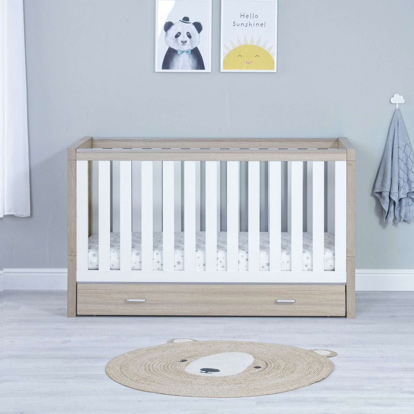 Babymore Luno Cot Bed - White Oak