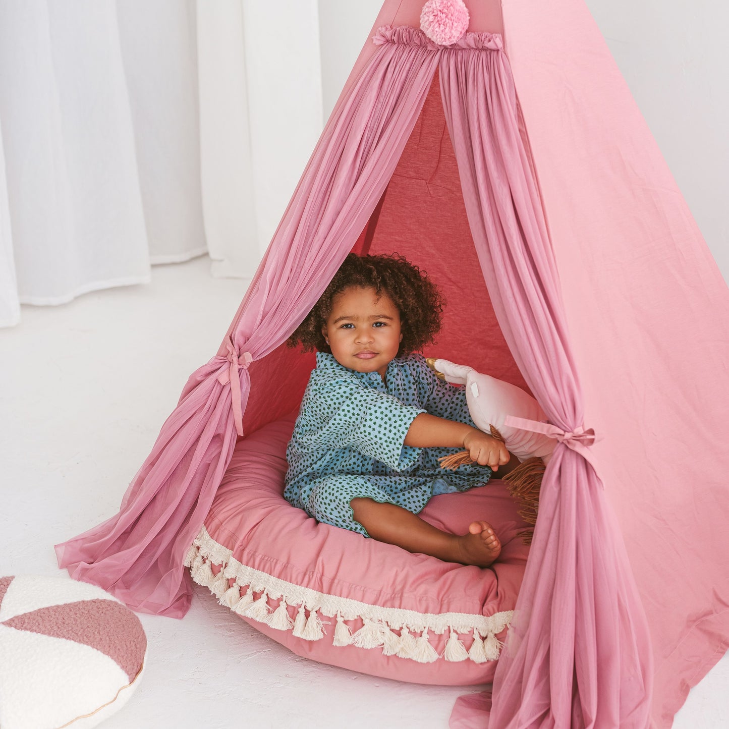 MINICAMP Large Floor Cushion with Tassels - Rose