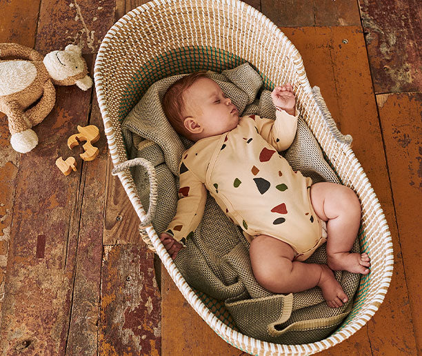 Mokee Natural Seagrass Moses Basket - Green