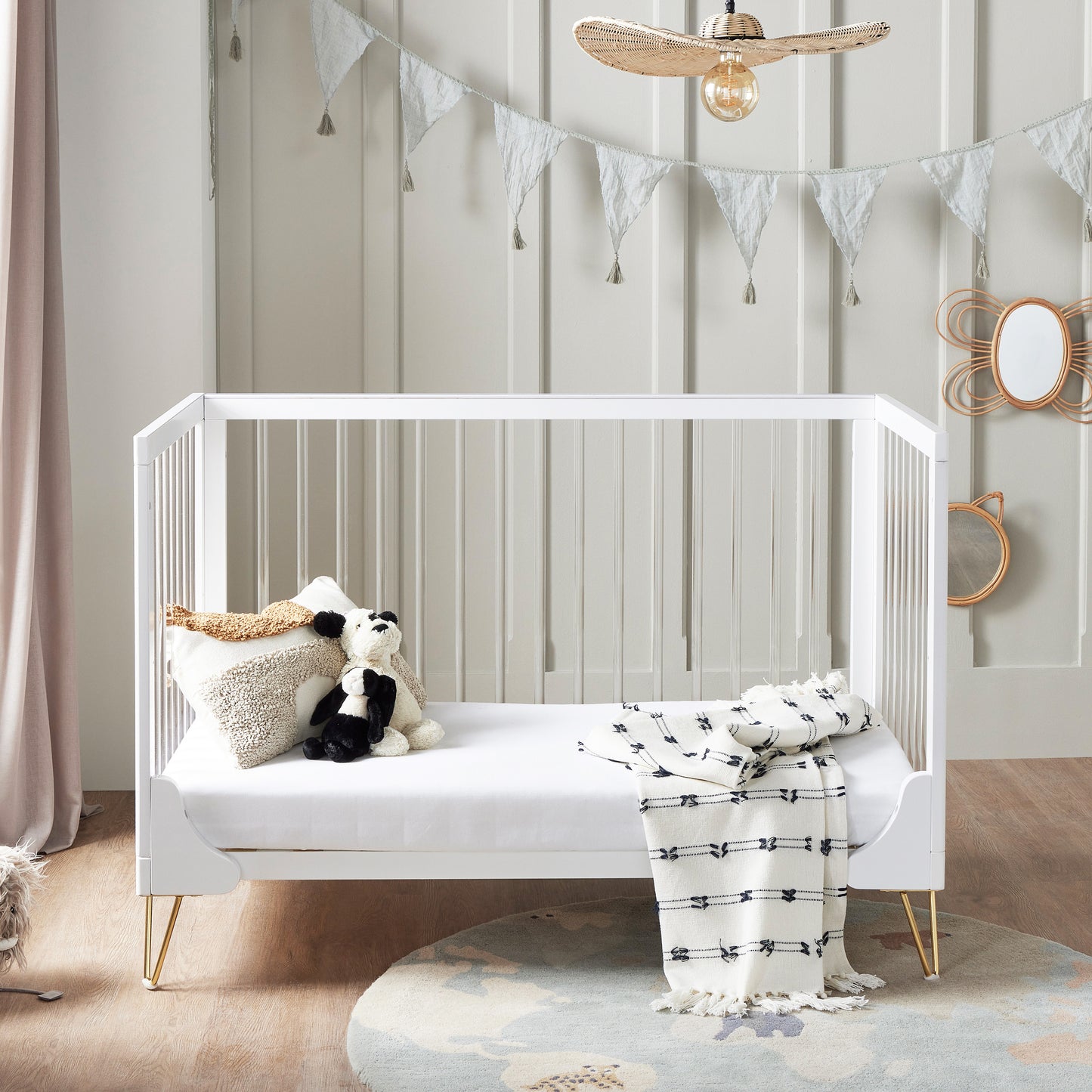 Babymore Kimi Cot Bed - Acrylic