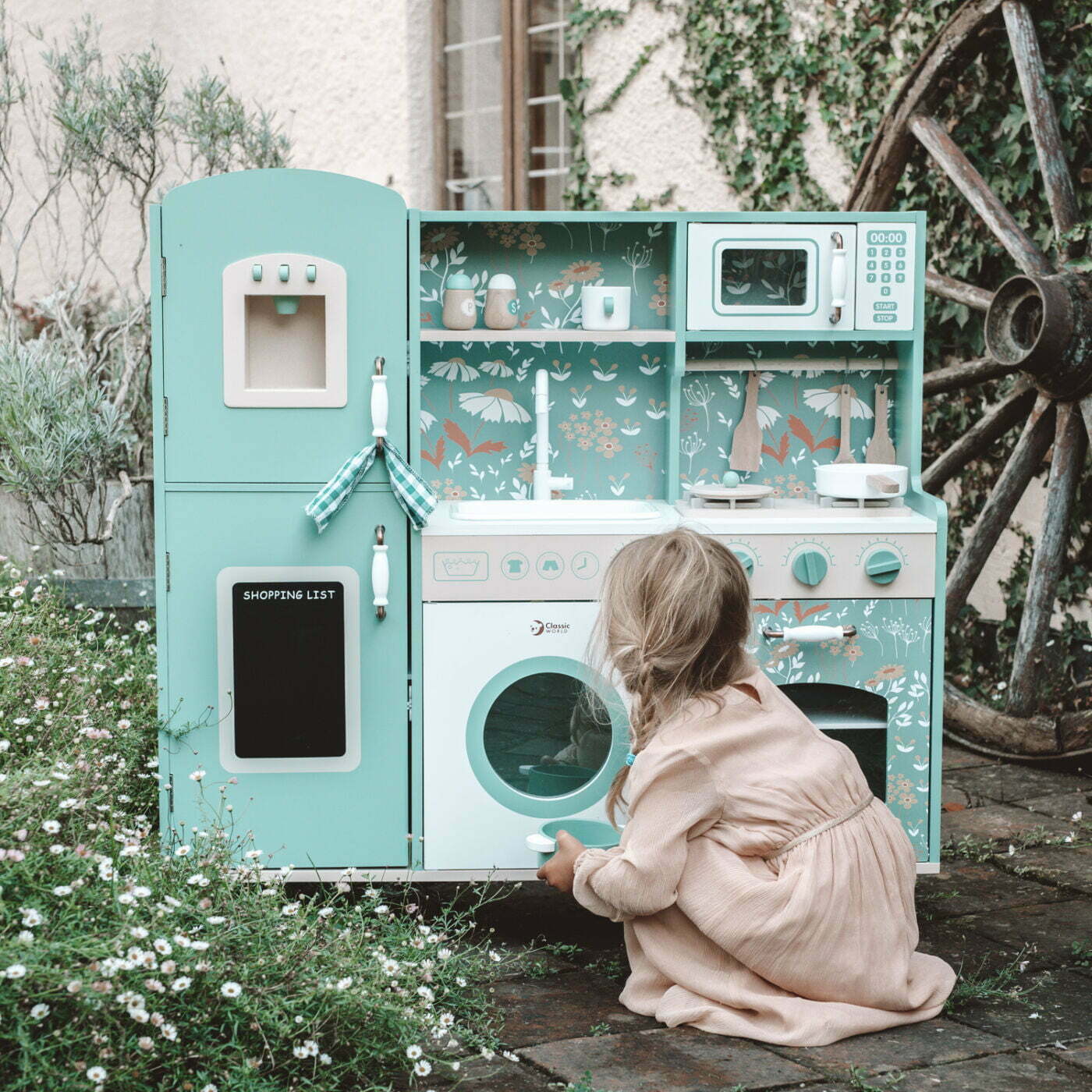 Classic World Vintage Kitchen